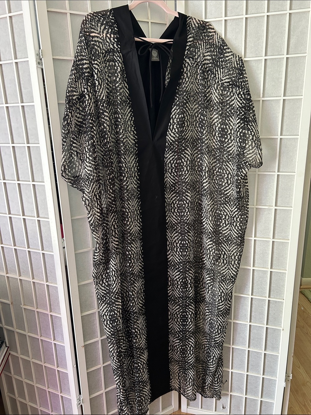 Vince Camuto Black and White Patterned Swim Cover-Up